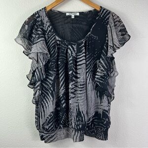 Daniel Rainn Black and White Ruffled Flutter Sleeve Blouse Small Women’s